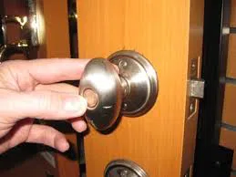 Locksmith Master Store Portland, OR 503-707-8012 - door-unlock